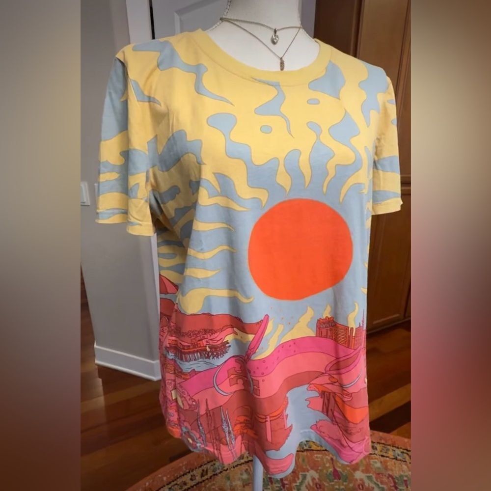 TORY BURCH TEE 100% COTTON GRAPHIC VIBRANT COLORFUL COASTAL HIPPIE OCEAN SUN XL